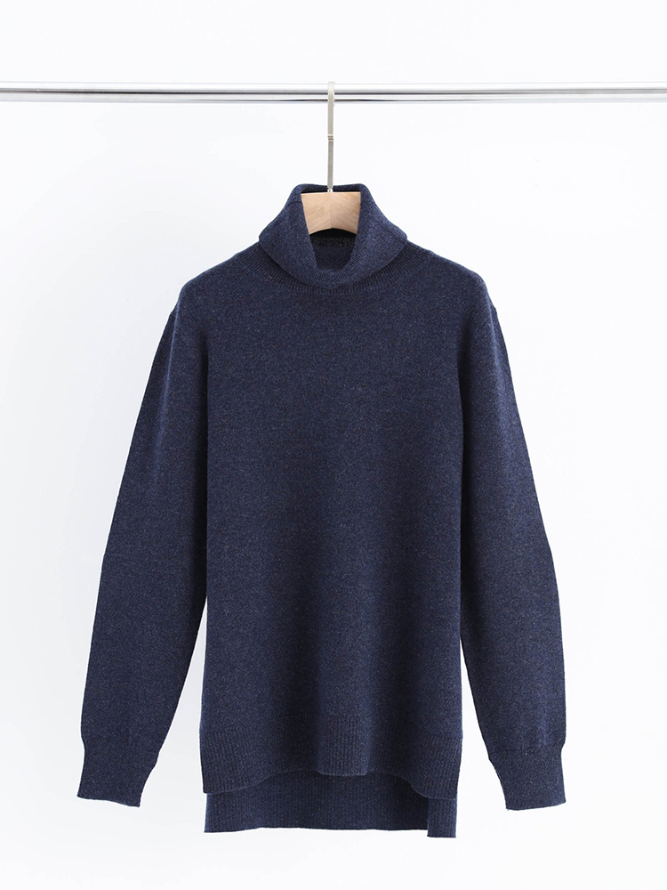 Aleger | Cashmere Blend Relaxed Rollneck Sweater