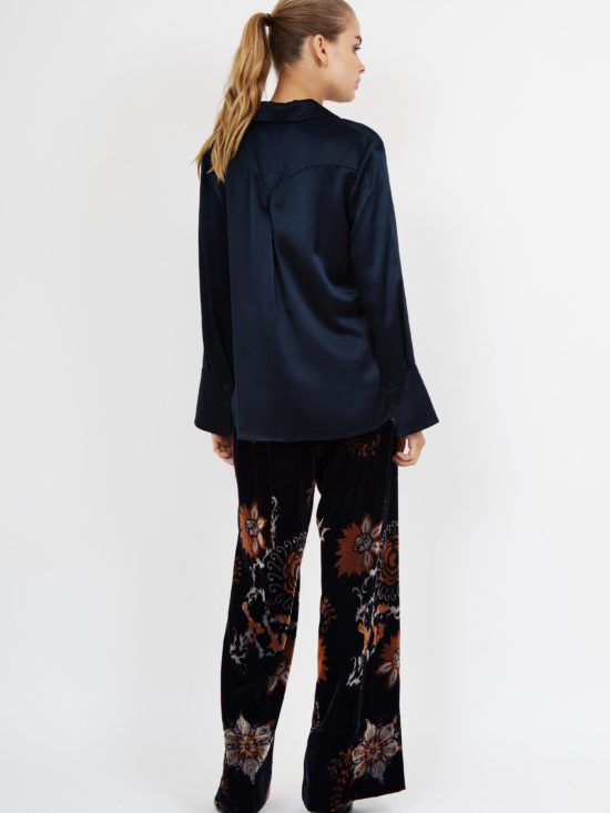 Kasana | Silk Shirt in Dark Navy