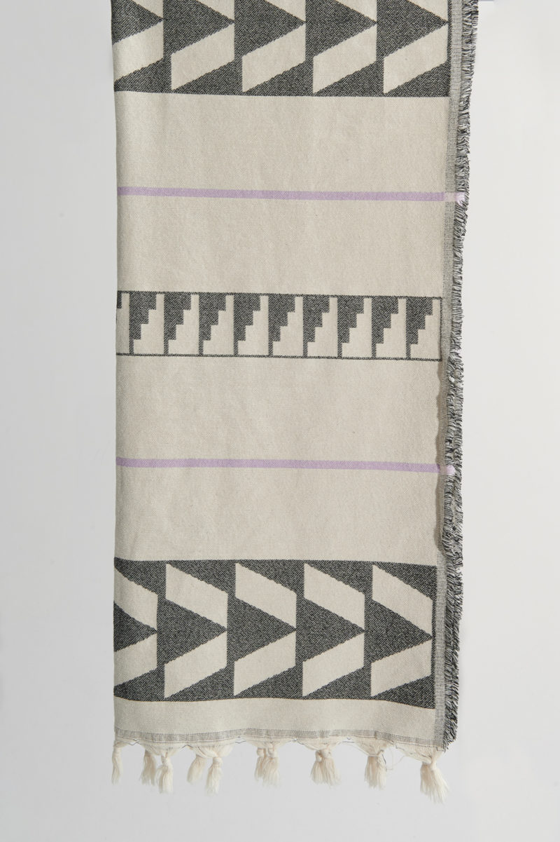 PEARL & CAVIAR | Beach Towel in Lilac