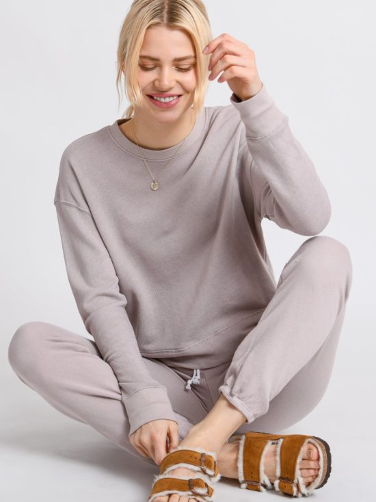 Perfect White Tee | Tyler Pullover Sweatshirt in Mauve Mist