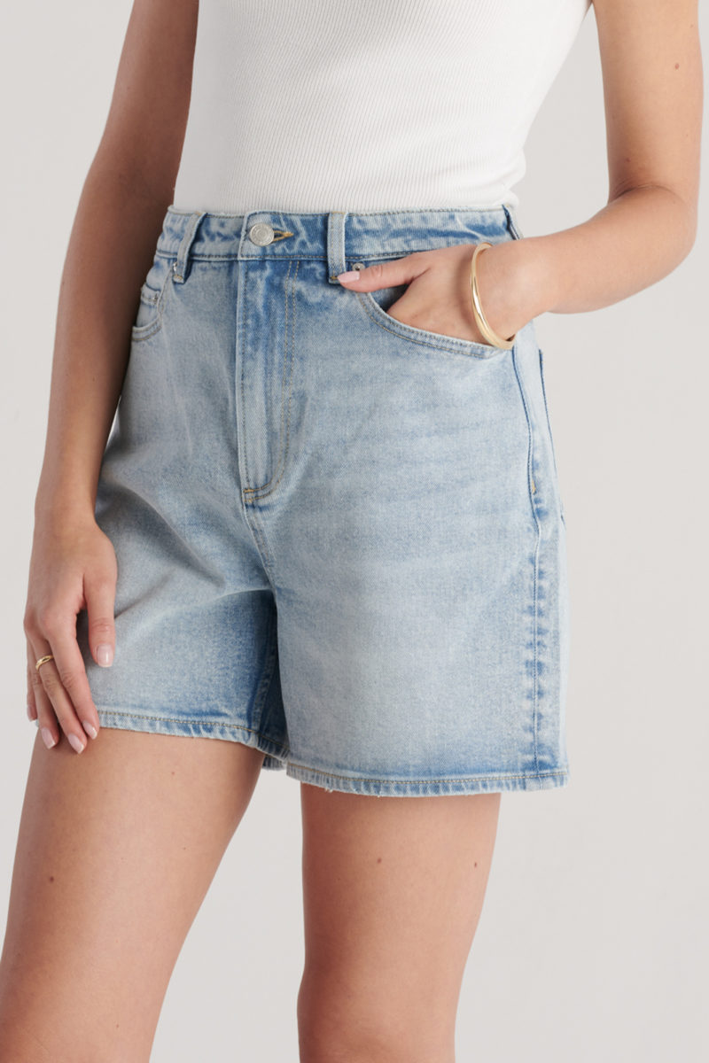 Elka Collective | St. Edmonds Shorts in Light Indigo