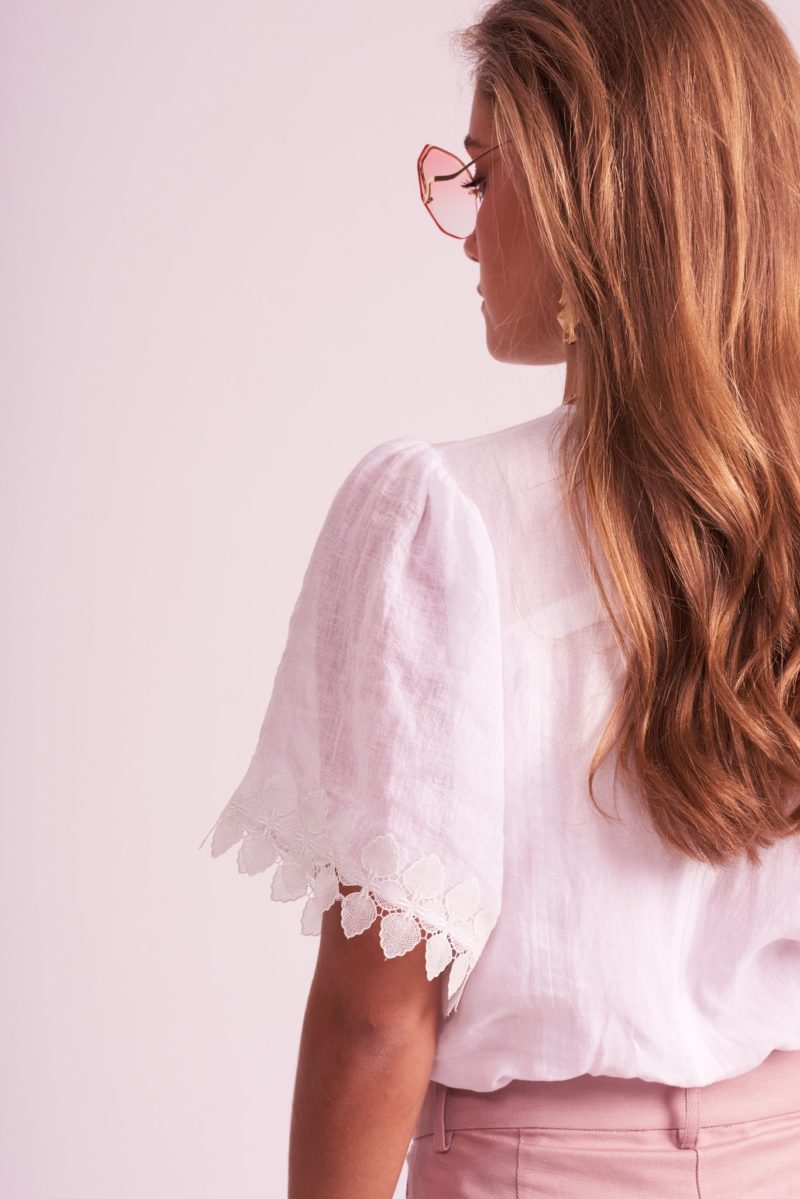 Le Stripe | Cocktail Hour Linen Top in White