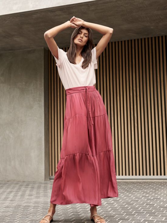 Layer'd | Varv Skirt in Crimson