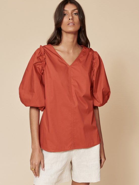 Layer'd | Iver Top in Red Ochre