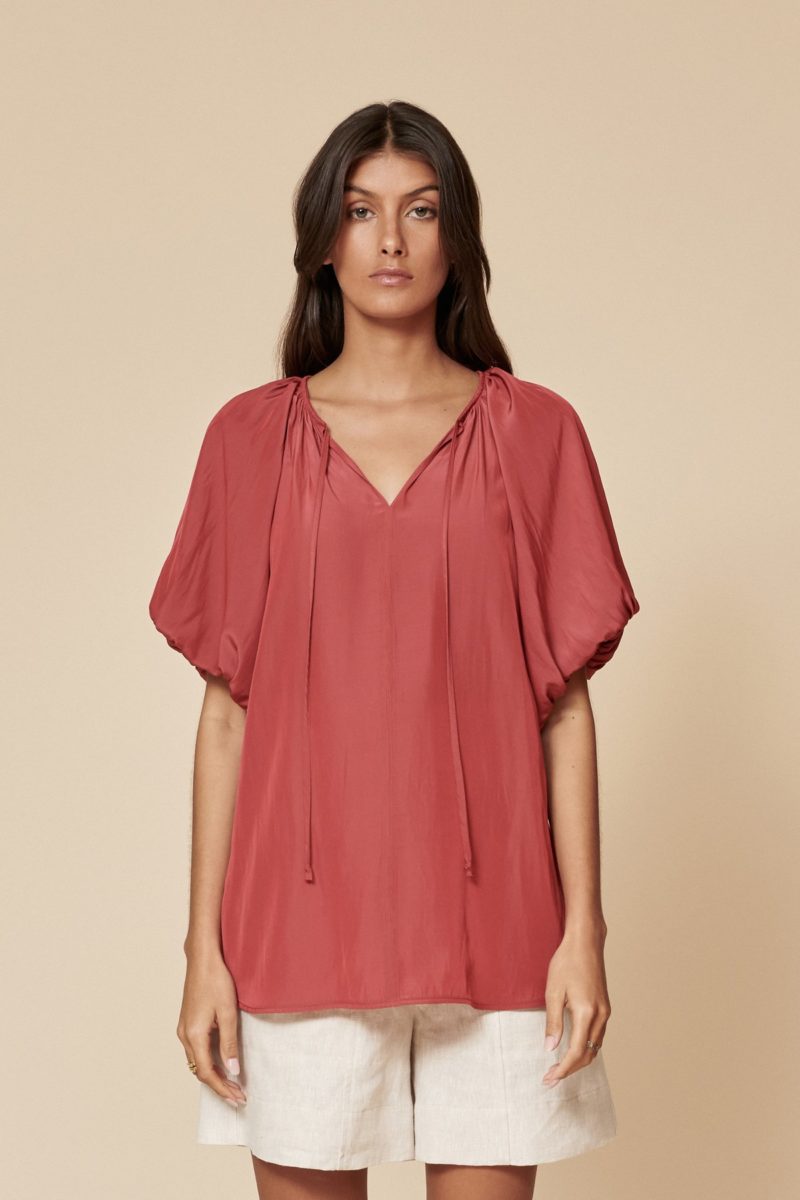 Layer'd | Rymd Top in Crimson