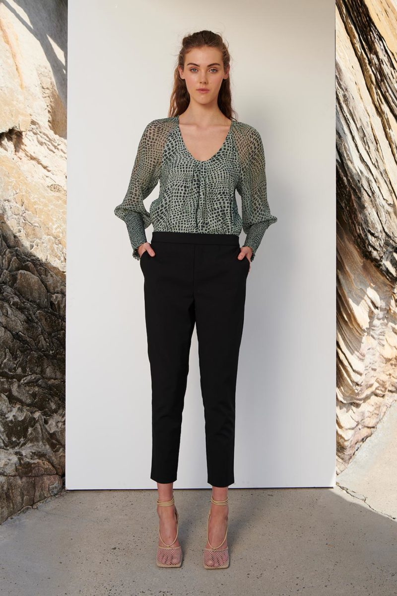 The Dreamer Label Leah Pant