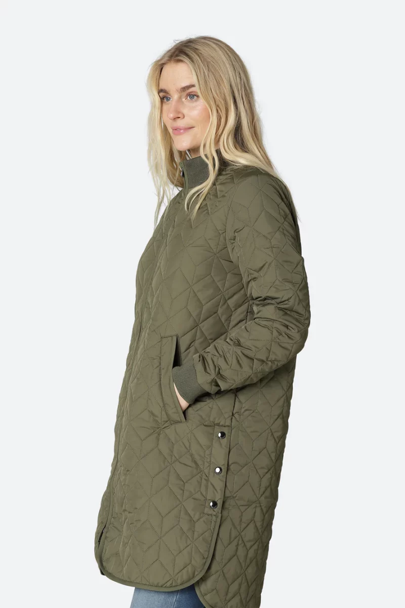 padded quilt coat army