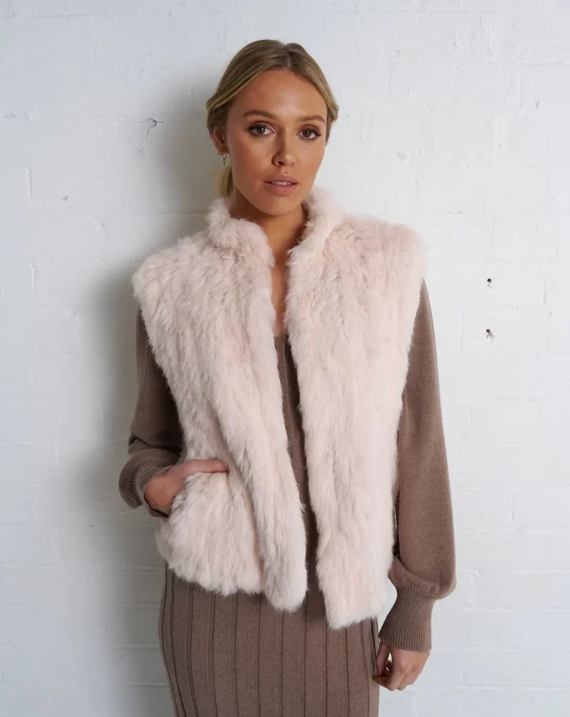 Birds Of A Feather Neeve Vest Blush