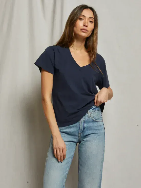 Perfect White Tee Hendrix Tee Navy