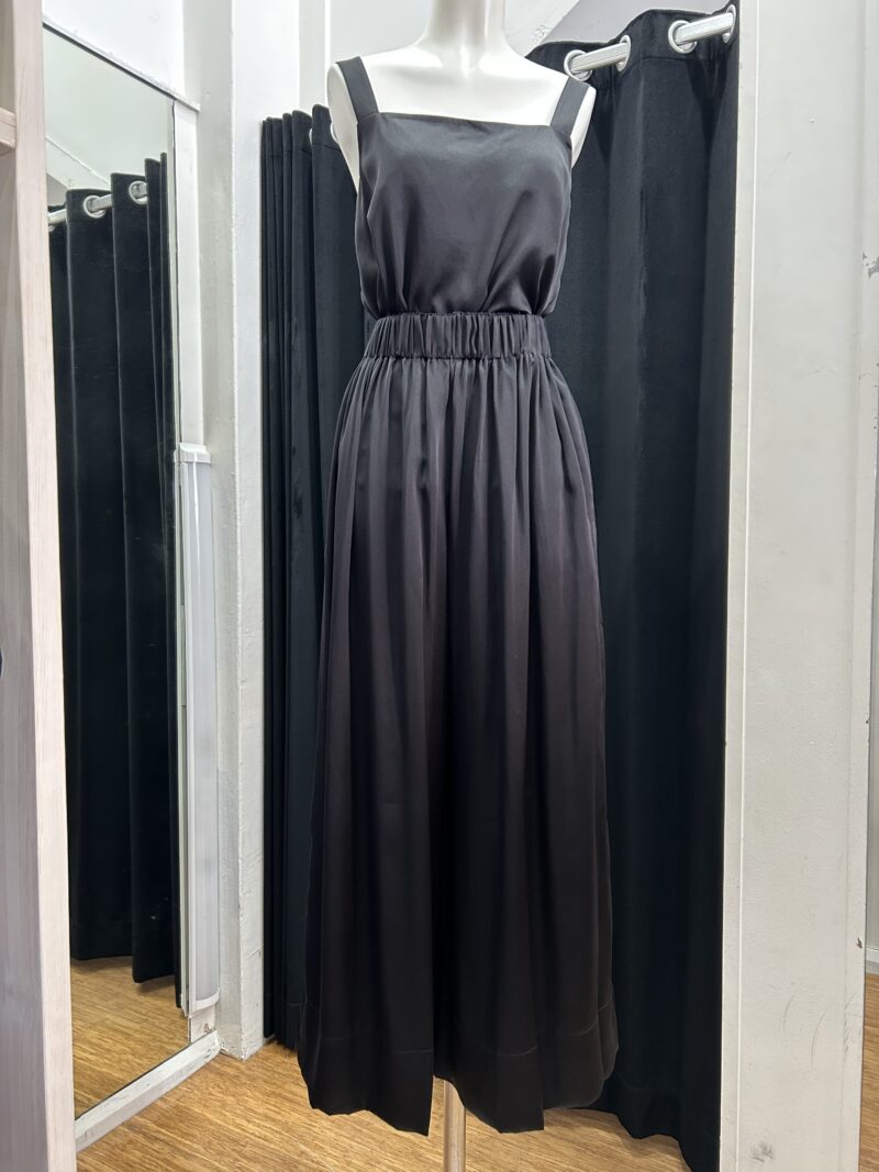 Natasha The Label Lila Wide Leg Pant Silky Viscose Black - Image 4
