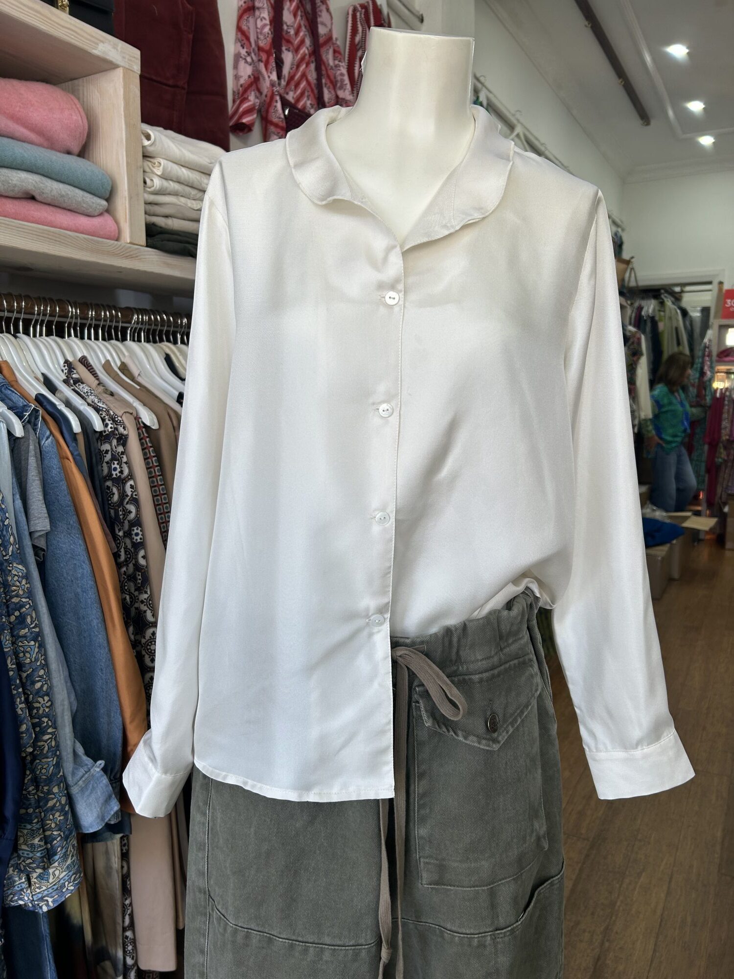 M. A. Dainty Patsy Silk Shirt Crisp Cream - Image 4