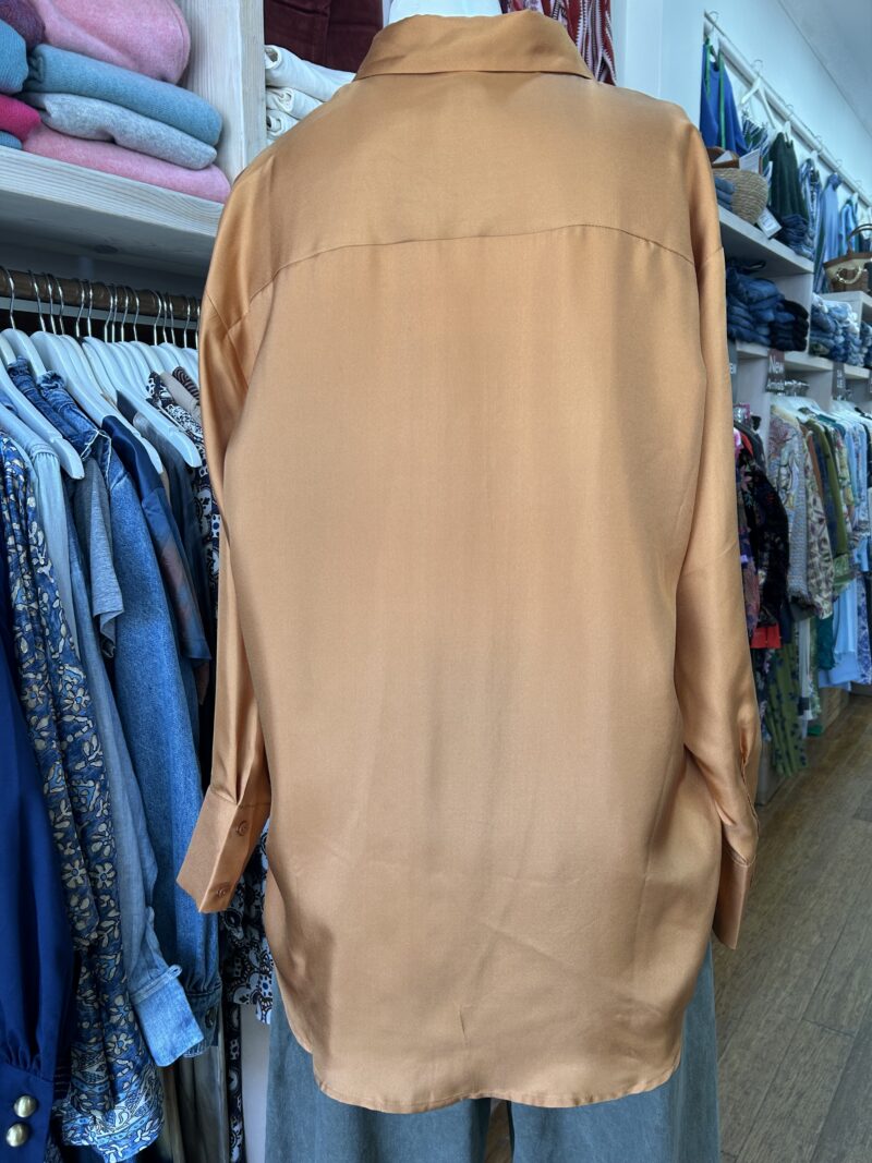 M.A. Dainty Silk Straight Shirt Butternut - Image 5