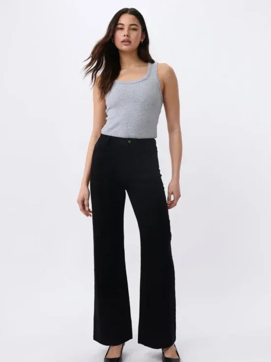 Kireina Farrah Jean Black