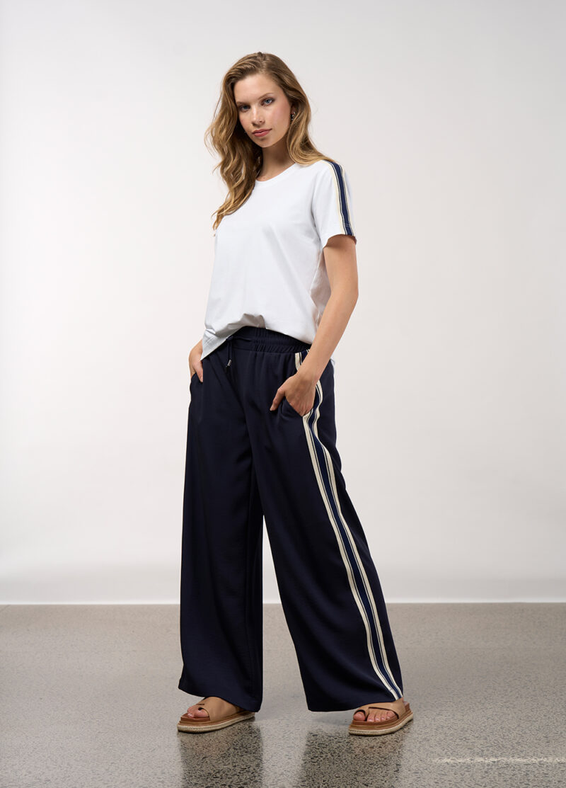 Madly Sweetly Linear Pant Navy - Image 2