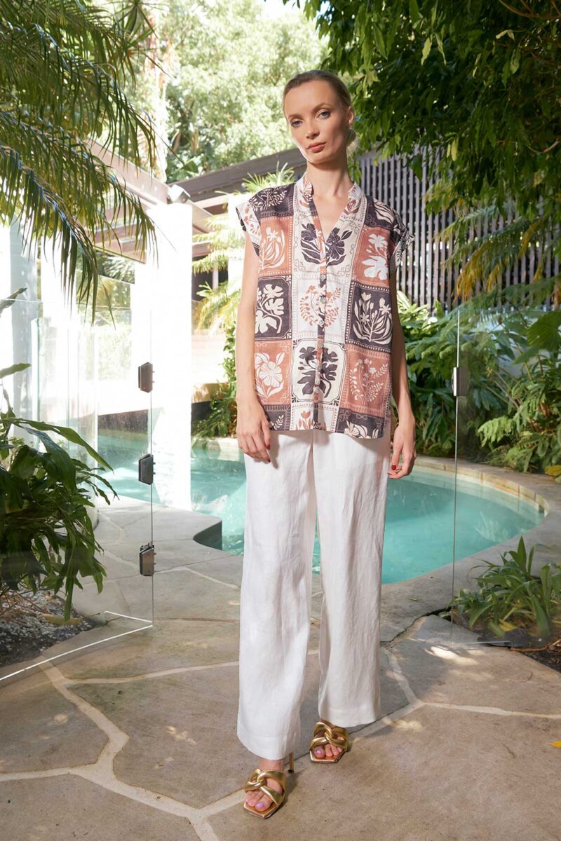 The Dreamer Label Abby Botanical Top Cocoa - Image 2