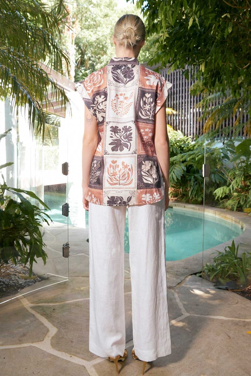 The Dreamer Label Abby Botanical Top Cocoa - Image 3
