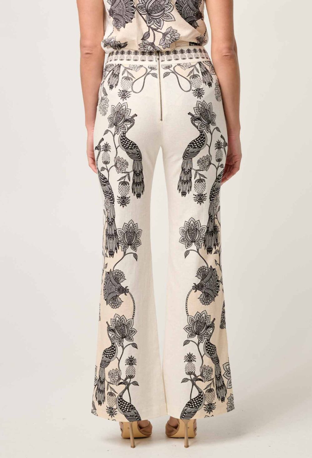 Once Was Leandro Contrast Lace Linen Viscose Stretch Pant in Imperial Stone - Image 4