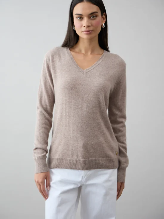 Mia Fratino Essential Slim Vee Cashmere Sweater Toast