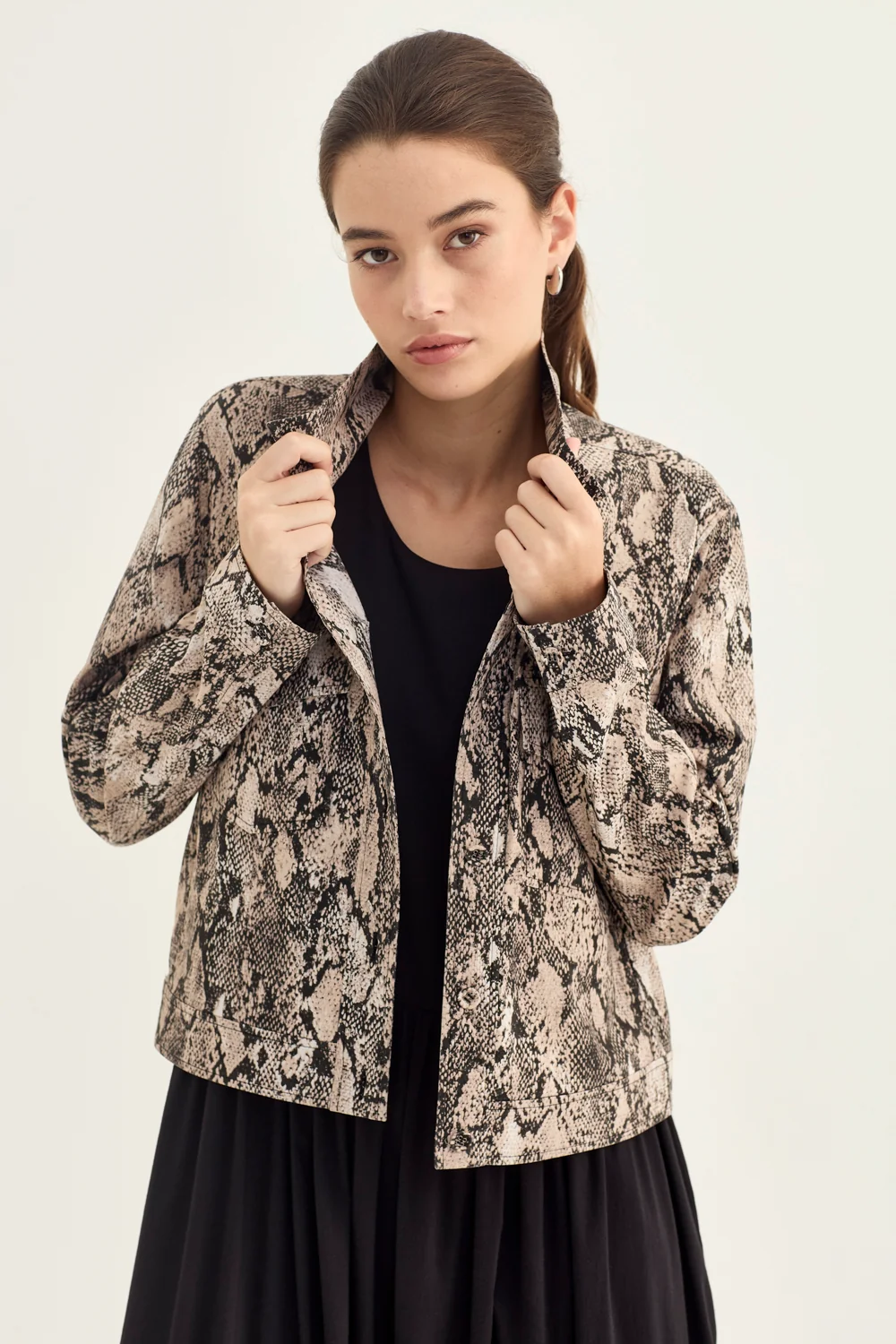 AcrobatSerpentJacket1192LWPrintAcroatKodaDress9905LWBlack4