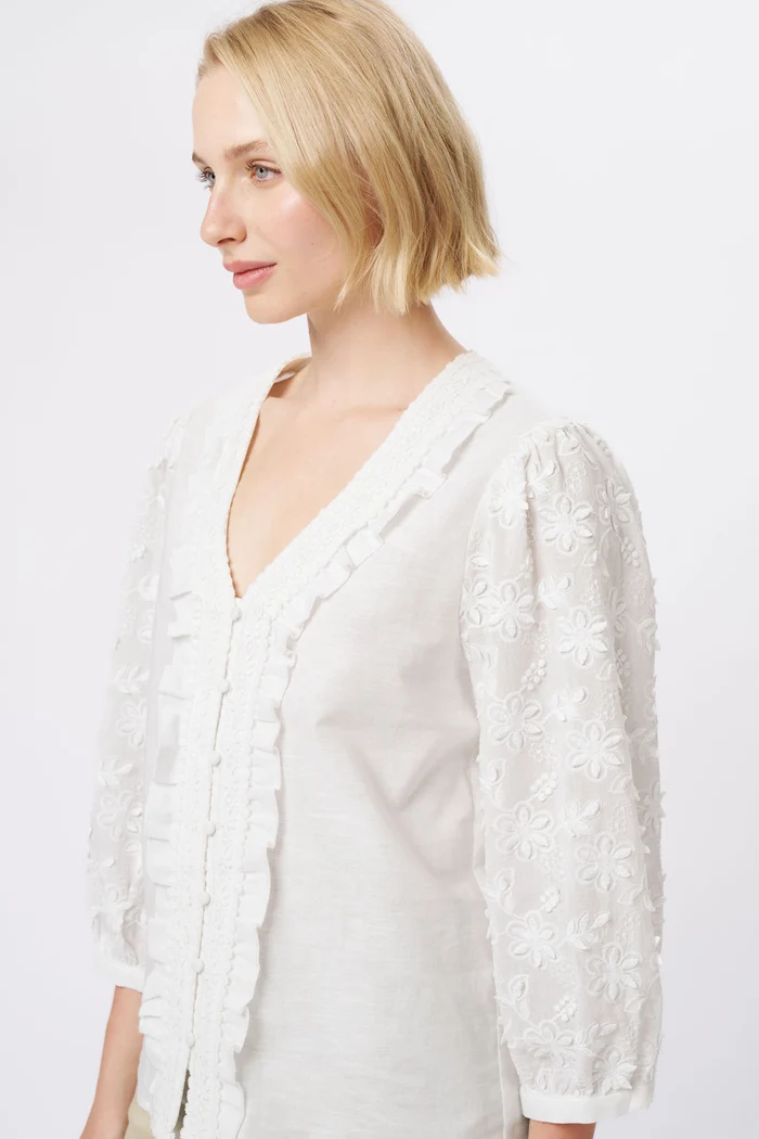 Kireina Alicia Shirt White - Image 5