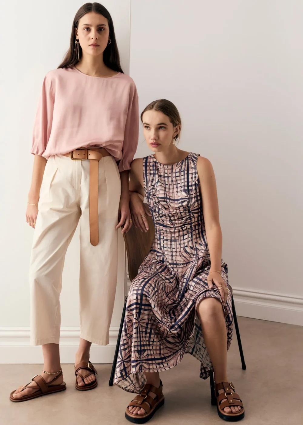 Alma Barrel Pant Pebble 6