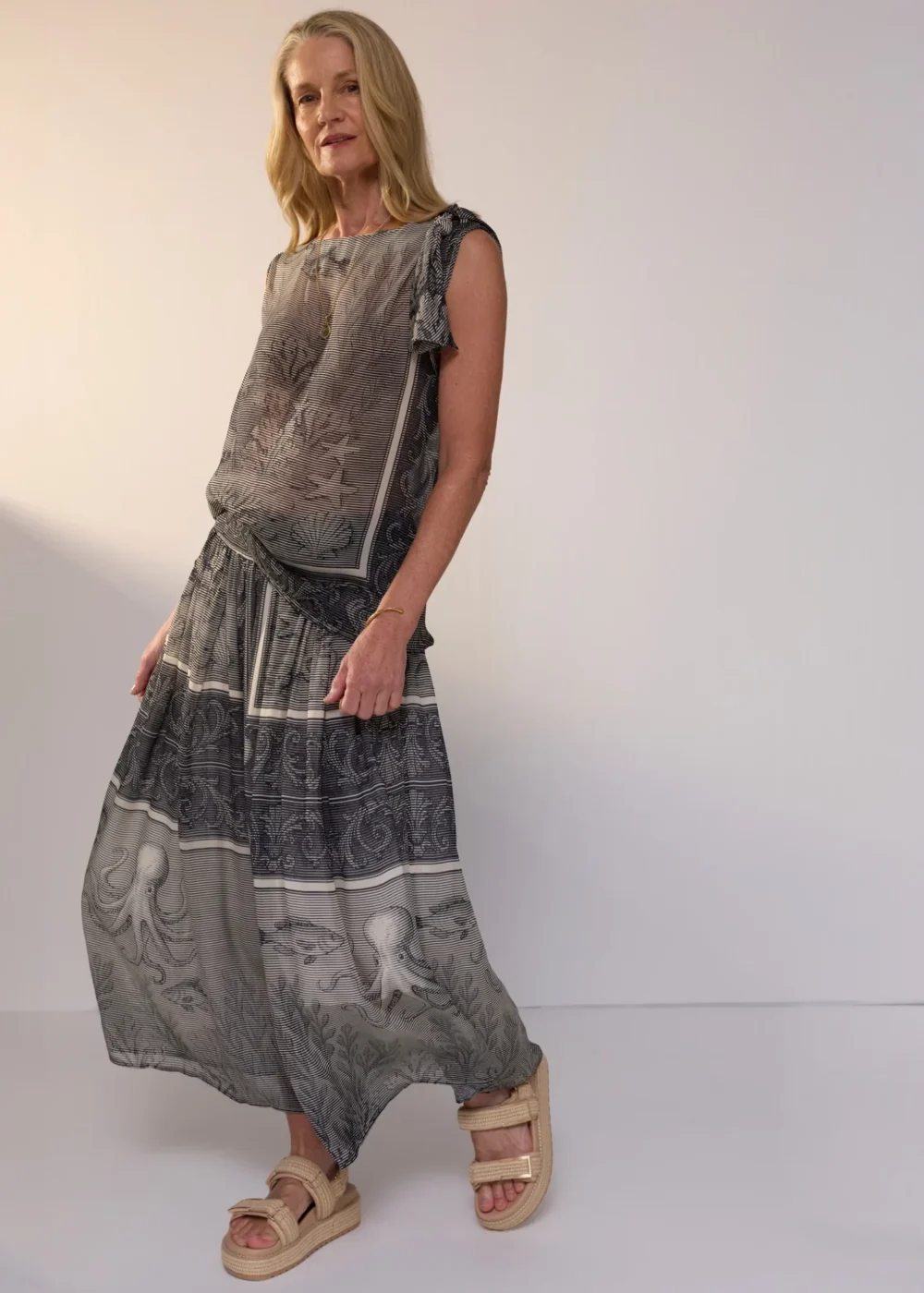POL Clothing Koi Top - Image 5